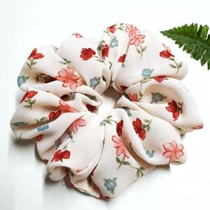 8 for $15 * Large Light Ivory Floral Scrunchie